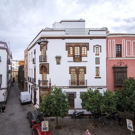 Petit Palace Santa Cruz Seville Exterior photo